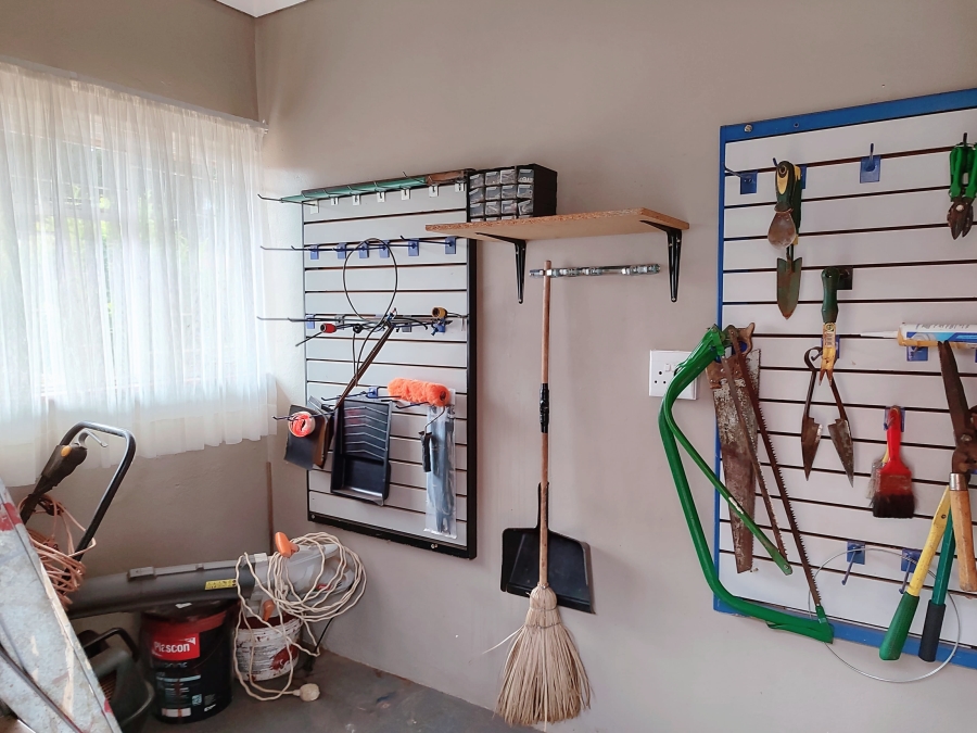 4 Bedroom Property for Sale in Wilkoppies North West